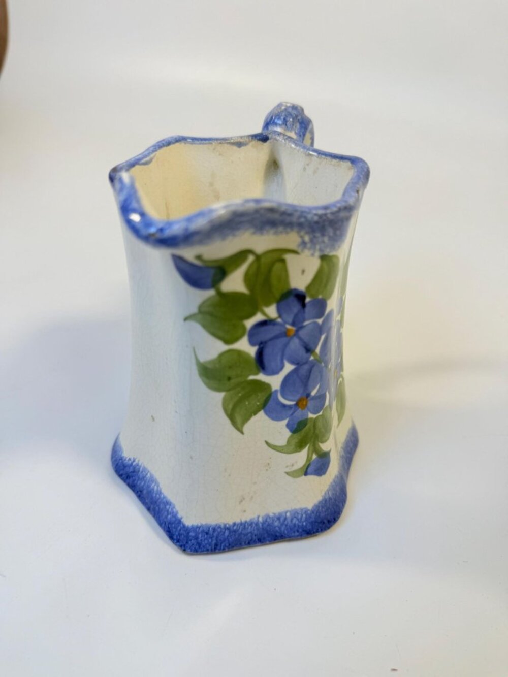 Pitcher Cash Family Pottery Vintage Blue White Milk Jug Creamer Hand Painted Flo - Picture 3 of 10